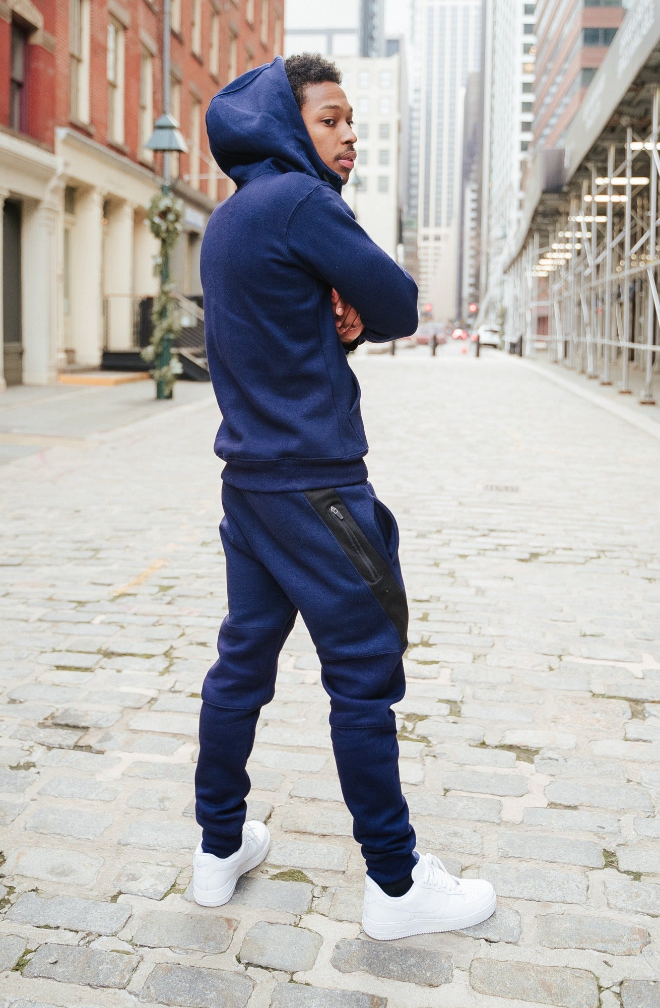 Blue Sweatpants Outfits For Men (195 ideas & outfits) | Lookastic